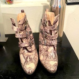 Brand new boots worn once